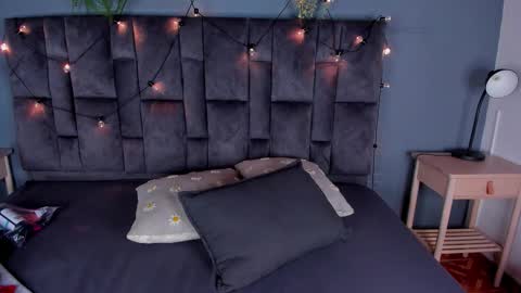 Snapshot of miaanderson__ chatting on 01/12/26, 08:25 miaanderson__ online show from 01/12/26, 08:25