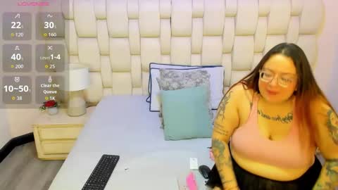 mia red hair molly short hair online show from 02/05/26, 10:31