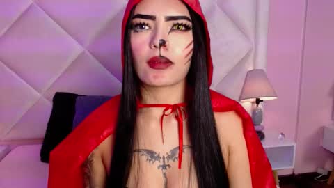 Alexandra online show from 10/31/25, 01:01