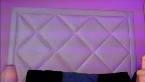 Alexandra online show from 11/25/25, 12:05