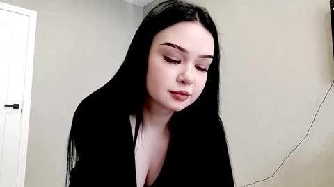 Snapshot of miaaster chatting on 02/28/26, 08:04 Mia online show from 02/28/26, 08:04