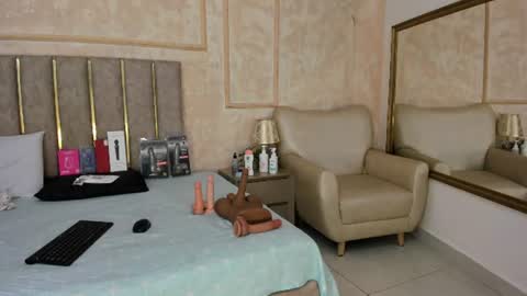 Miaasummer online show from 07/12/26, 11:56