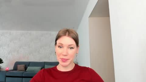 Mia online show from 05/05/26, 04:31
