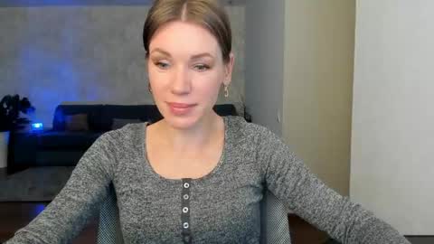 Mia online show from 05/11/26, 04:40