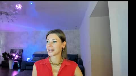 Mia online show from 07/20/26, 04:16