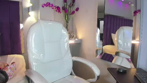 Mia Camille online show from 07/02/26, 06:47