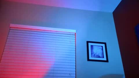 Mia online show from 12/29/24, 05:21