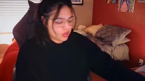 Mia online show from 01/26/25, 02:56