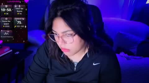 Snapshot of miacanela_xo chatting on 02/01/26, 02:10 Mia online show from 02/01/26, 02:10