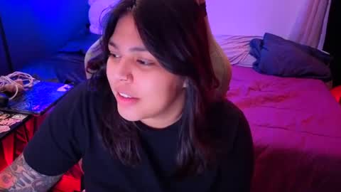 Snapshot of miacanela_xo chatting on 06/13/26, 02:09 Mia online show from 06/13/26, 02:09