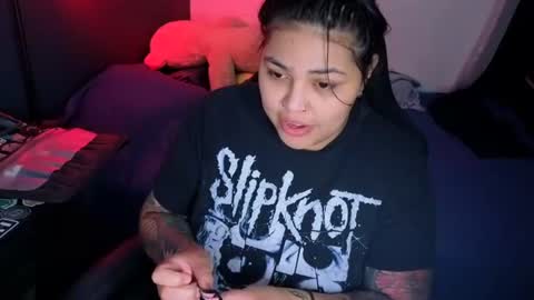 Snapshot of miacanela_xo chatting on 07/07/26, 01:30 Mia online show from 07/07/26, 01:30