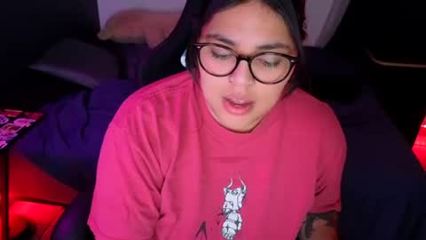 Snapshot of miacanela_xo chatting on 07/09/26, 01:20 Mia online show from 07/09/26, 01:20