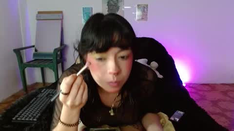 Mia david      online show from 03/17/26, 08:01