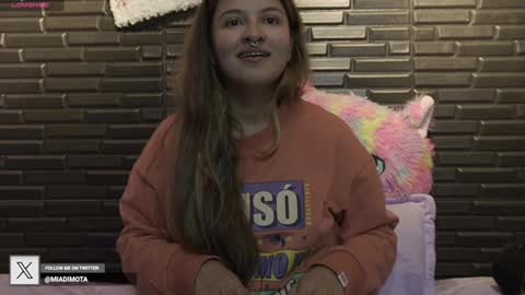 Mia online show from 12/28/24, 07:44