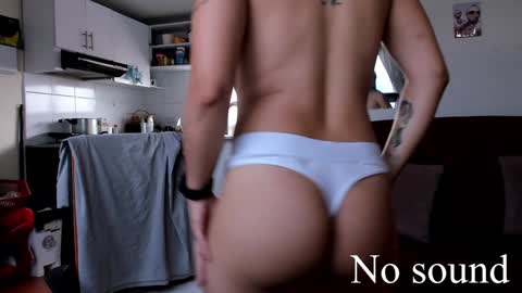 Mia online show from 01/16/25, 07:31