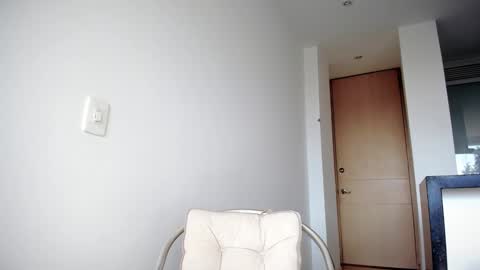 Snapshot of miaduval chatting on 12/11/24, 07:14 Mia online show from 12/11/24, 07:14