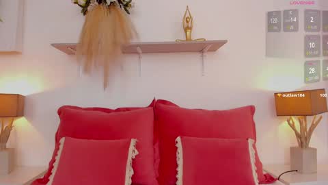 Snapshot of miaebony_ chatting on 02/01/25, 08:26 Call me Mia online show from 02/01/25, 08:26