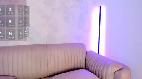 Call me Mia online show from 10/31/25, 04:52