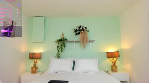 Call me Mia online show from 04/15/26, 09:26