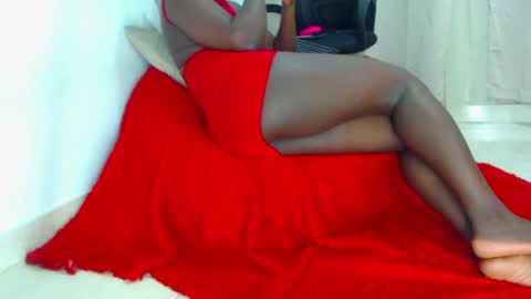 Snapshot of miafox2037 chatting on 04/10/26, 02:39 miafox2037 online show from 04/10/26, 02:39