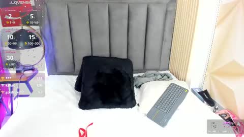 Snapshot of miaginger_ chatting on 07/14/26, 02:05 Mia online show from 07/14/26, 02:05