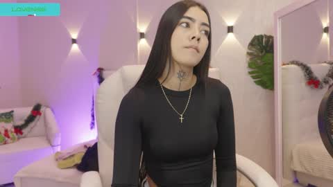 Mia Gomez online show from 12/22/25, 12:35