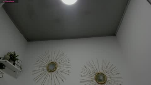 Miah Collins online show from 02/08/25, 09:13