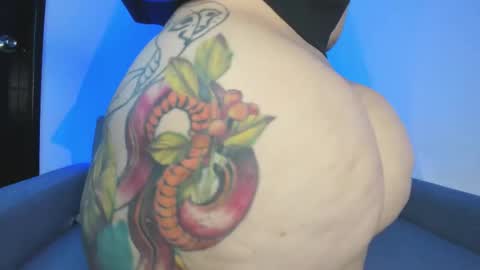 miah new independent model acount online show from 03/25/26, 04:18