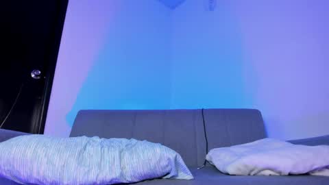 miah new independent model acount online show from 04/18/26, 04:16