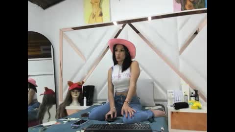 Mia Harper online show from 05/06/26, 03:02