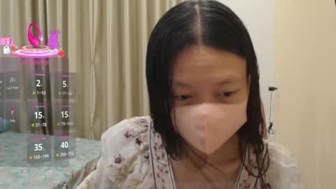 miahchan68 online show from 12/19/25, 02:02