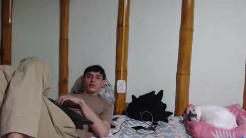 Mia  Sam online show from 02/19/25, 09:58