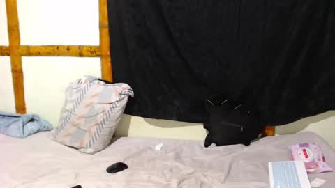 Mia  Sam online show from 09/22/25, 03:08