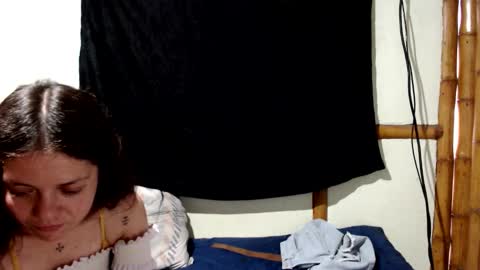 Mia  Sam online show from 10/26/25, 10:15