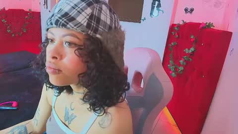 MIA VELEZ online show from 09/11/25, 02:11