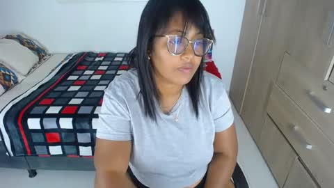 miajoseph_ online show from 01/19/25, 04:12