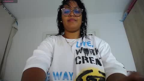 miajoseph_ online show from 02/17/25, 07:04