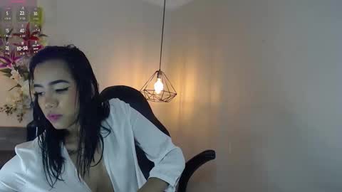 Snapshot of miakarsson chatting on 03/30/26, 12:06 Mia online show from 03/30/26, 12:06