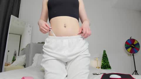 milanaaaa online show from 01/09/26, 04:21