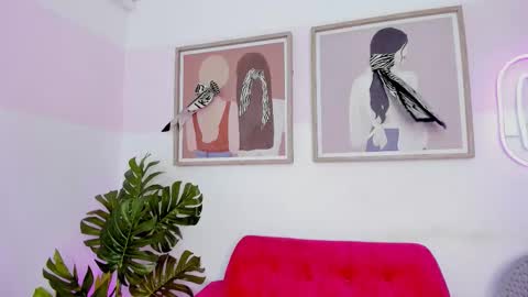 Mia Khalifa online show from 10/06/25, 03:37