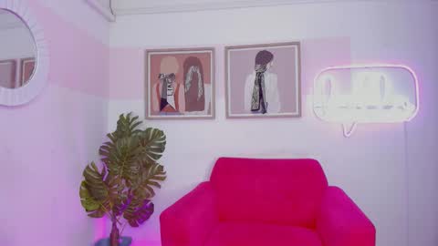 Mia Khalifa online show from 01/12/26, 03:34