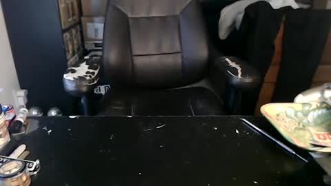 Mark online show from 01/16/26, 04:22