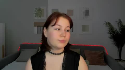 mialacrice online show from 05/18/26, 06:08