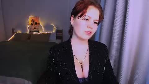 mialacrice online show from 06/30/26, 04:46