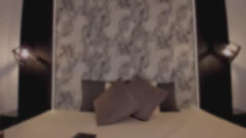 Mia Larouse online show from 02/18/26, 07:54