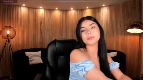 Snapshot of mialaurence_ chatting on 07/01/26, 07:24 Call me Mia online show from 07/01/26, 07:24