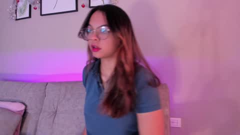 Mia online show from 12/14/24, 10:07