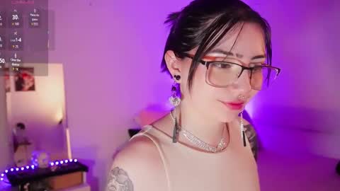 Lili online show from 02/06/26, 01:54