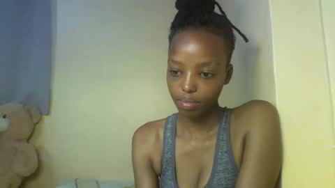 Muffin online show from 01/10/26, 01:02