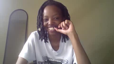 Muffin online show from 03/28/26, 03:39